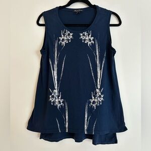 Kenneth Cole navy top with silver print